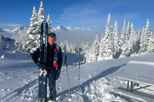 Carl and his vintage (40 years old) skis
