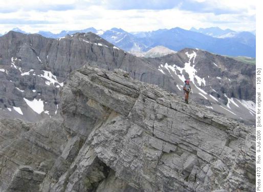 Cliff on east side of Goat's Eye summit
