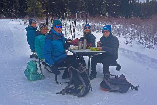Bruce, Pam, Dave, Tina and Clifton at Lunch tab the Pocaterra/Lynx junction
