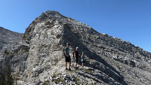 Pausing before the next scramblers playground