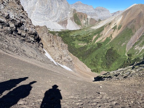 Looking down with anticipation at a scree run guaranteeing an easy 300m elevation loss