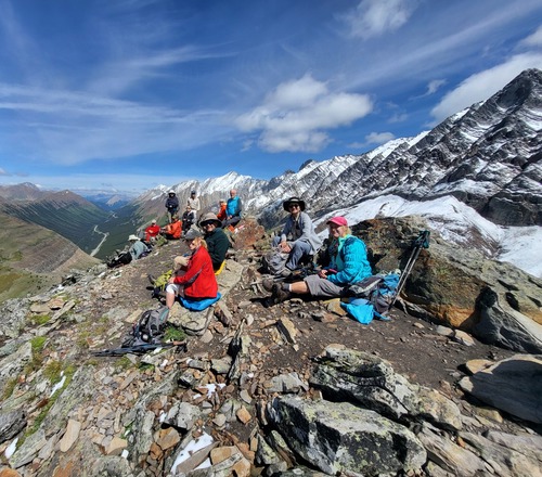 Lunch with Highwood Pass in the background