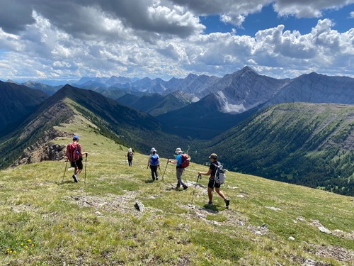 3.5 km of wonderful ridge walking