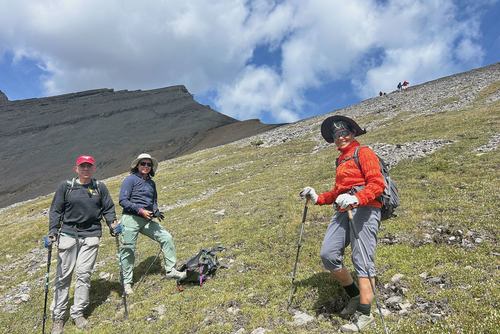 Starting down the West Ridge