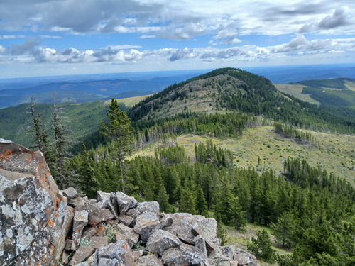 Descent ridge with raspberries behind bump
