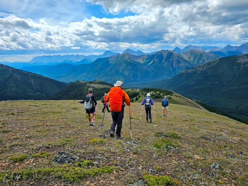 Approaching the lower ridge to complete the loop.