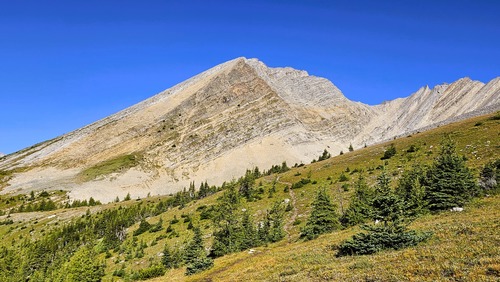Little Arethusa from the upper bench in Arethusa Cirque