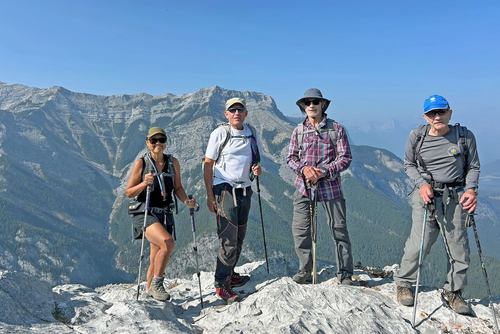 Susan, Carl, Gary and Clifton on Heart Mtn - smoky vista