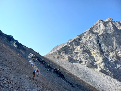 Approaching Grizzly col