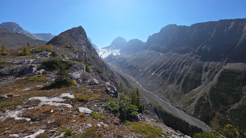 The Robertson Glacier from second viewpoint.