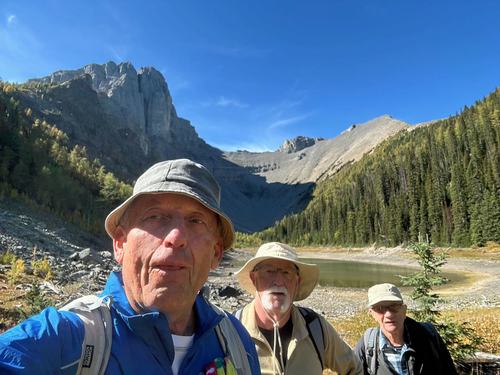 Tryst Lake (and Wow! Don't I look stupid) 