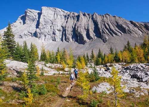 Looping back in 3 Lakes Valley to the Elephant rocks on a perfect afternoon.