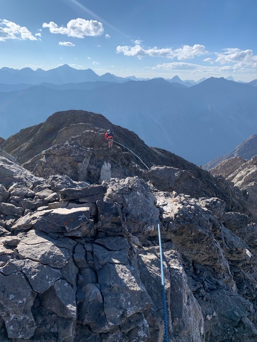 Short roping along the Evan-Thomas ridge