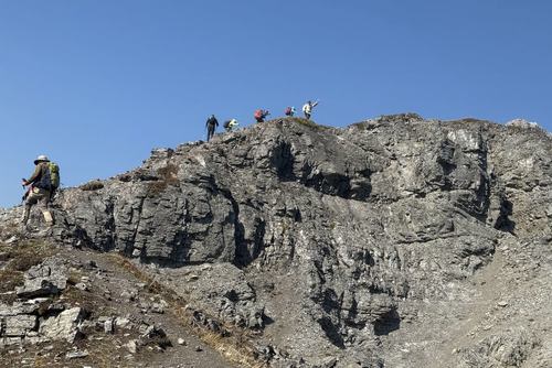 Starting up the ridge to Smutwood Pk - photo from Susan