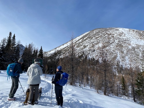 Back at the pass with Fairview in background 