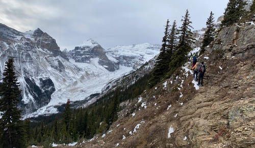 Great views while traversing beneath Devil's Thumb