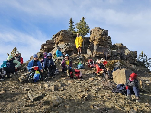 More group (T.L photo)