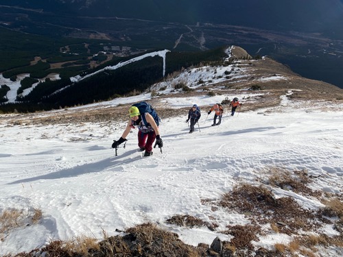 Demonstrating just how deep the drifts are