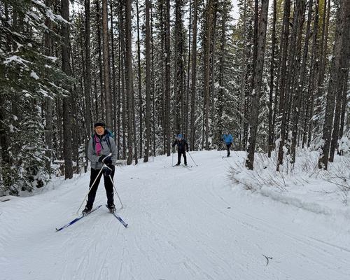 Climbing one of the hills on Lynx