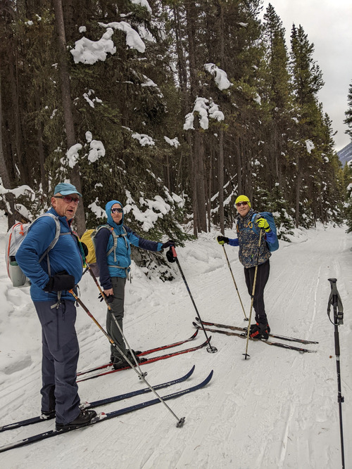 Carl, Tana, Mike on Brewster Creek trail [Photo Ulrike]