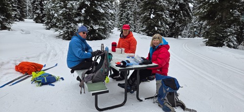 lunch in puffy jackets Philip, John, Barbara