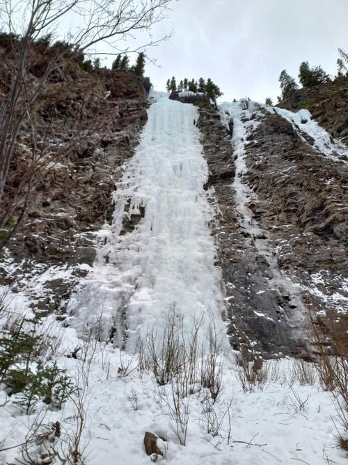 The tallest icefall. Moonlight