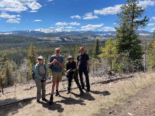 Chris, Francisco, Jeannette and Paul at our lunch stop. 