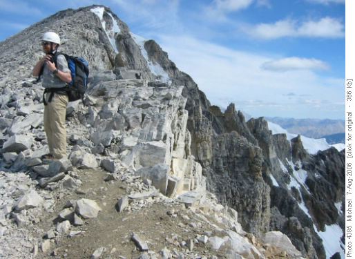 Bill prepares for final push to the summit