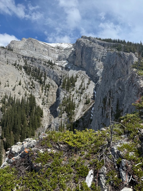 ...where warm sunshine awaited, and time to enjoy our rocky mountain surroundings.