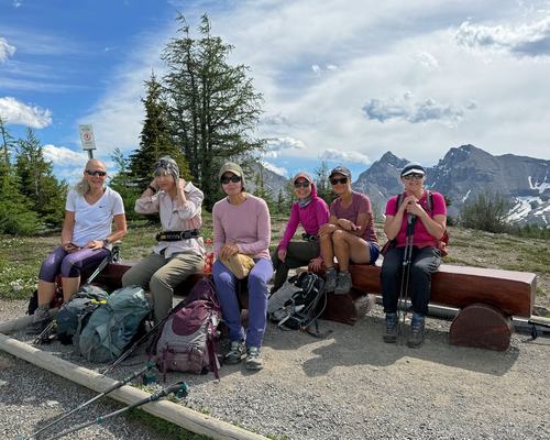 At the Monarch Viewpoint on Wawa Ridge (Mt Howard Douglas in bkg)
