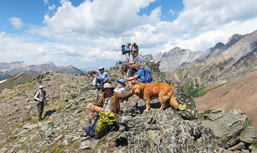 A return to sunny weather called for an extended summit stop. 