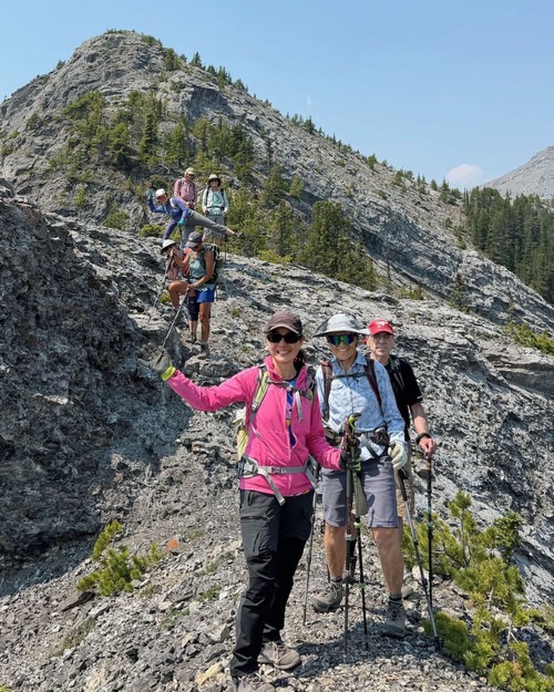 Linda, Alda and Gary on the Anklebiter/Bluemat ridge