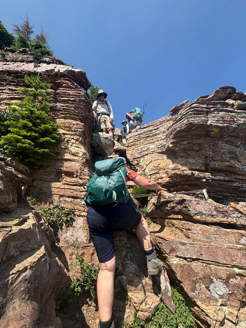 Negotiating the short scramble section.