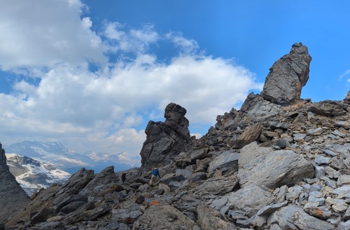 Approaching the Pinnacles