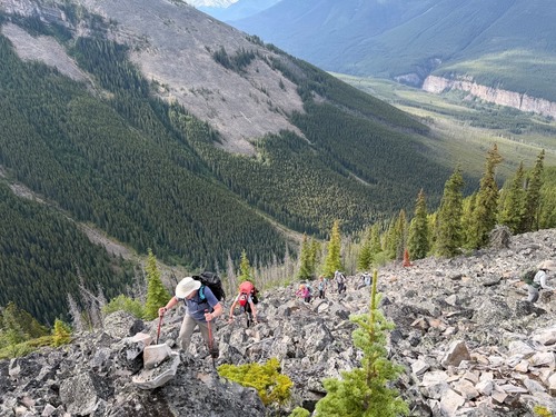 Navigating through the boulder field of somewhat unstable rocks