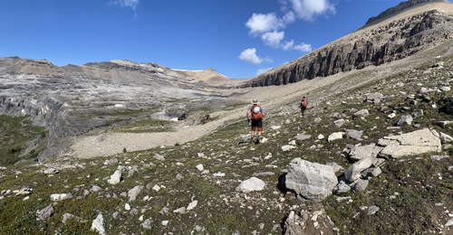 Start of the long walk across the plateau 