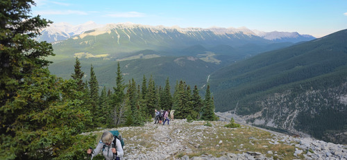 Climbing up with Nihahi Ridge in the background