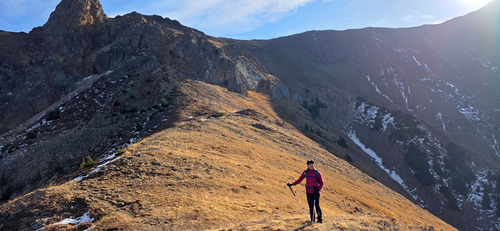 Ascending the last 250 m to the ridge
