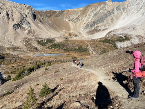 Approaching Harvey Pass