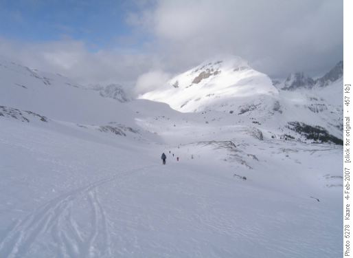 East side bench between Burstall Passes