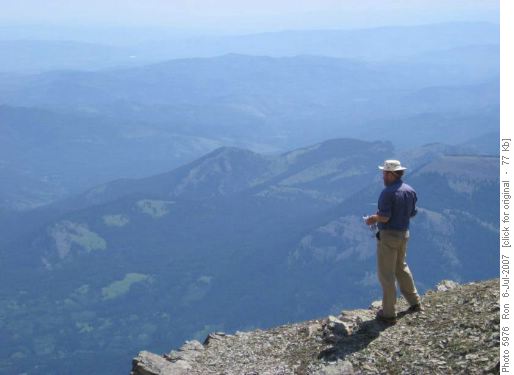 {188 Bill Leach} on the edge of the world