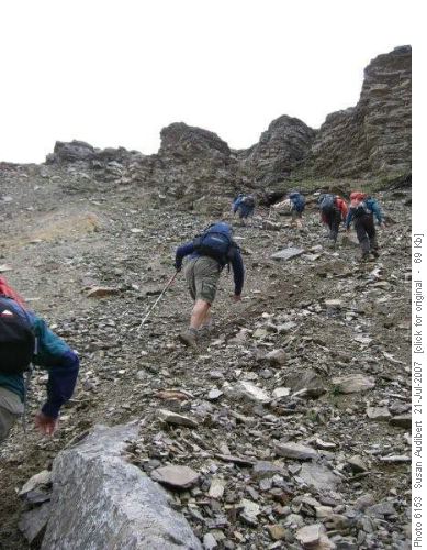Climbing up to Wastach Pass