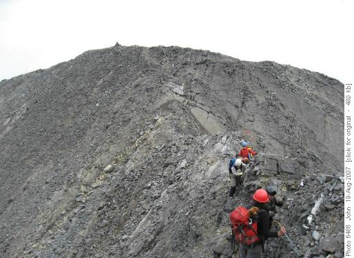 Notch to west ridge from Storm mountain