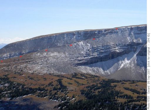 Trail up Plateau Mountain