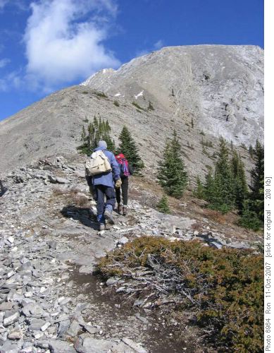 Heading up from the teahouse to Lady Macdonald ridge.