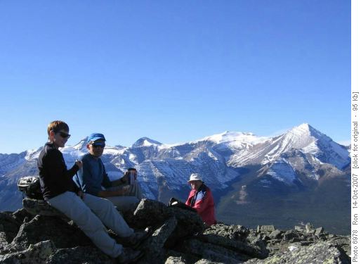 {1054 Kath Brisco}, {1052 Mario Festival} & {162 pete Fischer}: lunch at Forget-Me-Not Ridge